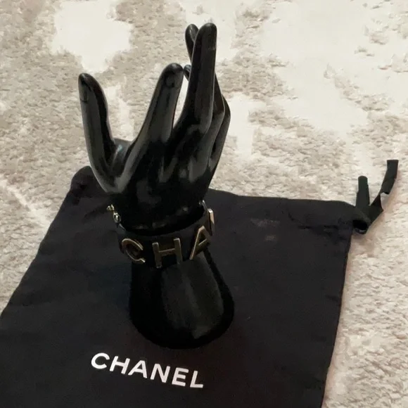 ❌SOLD❌Chanel Calfskin Logo Cuff Bracelet - Picture 5 of 13
